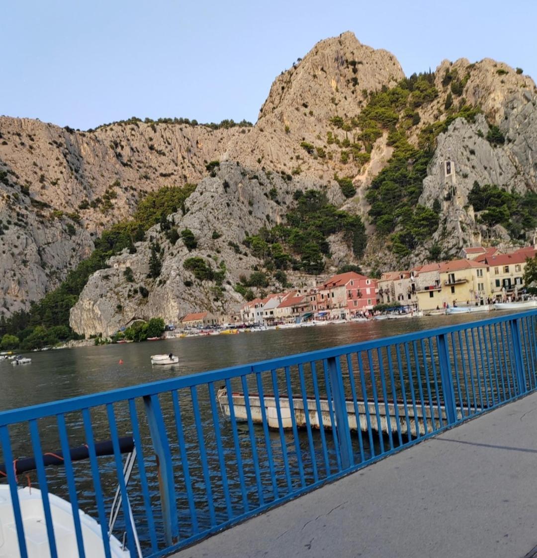Apartmani Branko Vojnovic Omiš Zewnętrze zdjęcie