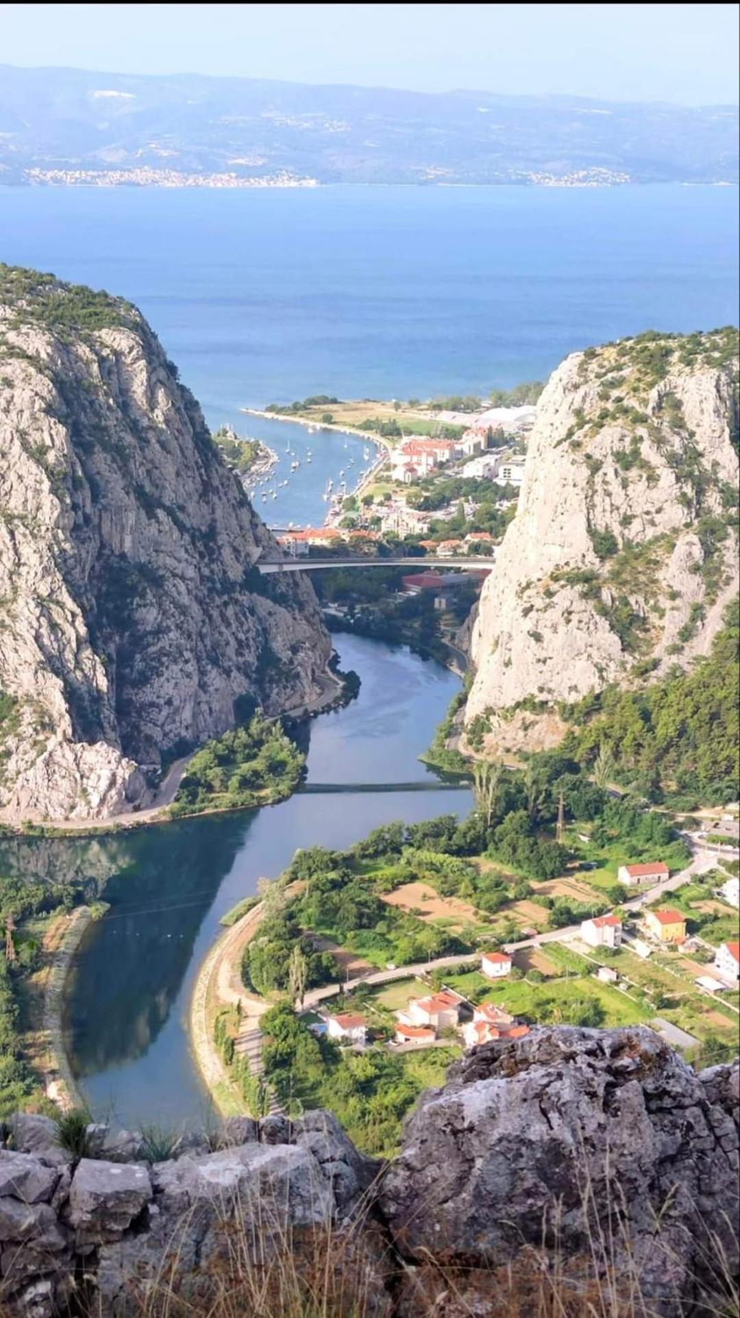 Apartmani Branko Vojnovic Omiš Zewnętrze zdjęcie